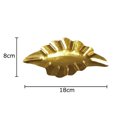 Golden leaf-shaped metallic tray with scalloped edges in decorbites ginkgo leaves wall stereoscopic living room decor