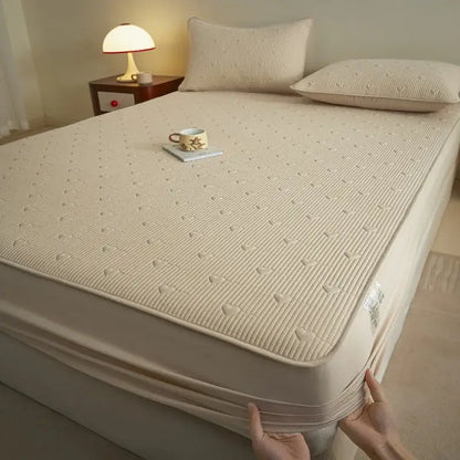 Beige quilted decorbites love pattern cotton fitted sheet single with heart stitching and elastic edge, dustproof and anti-slip