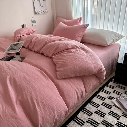 Decorbites luxurious pink quilted cotton bedding set with duvet cover and matching pillows in soft textured fabric