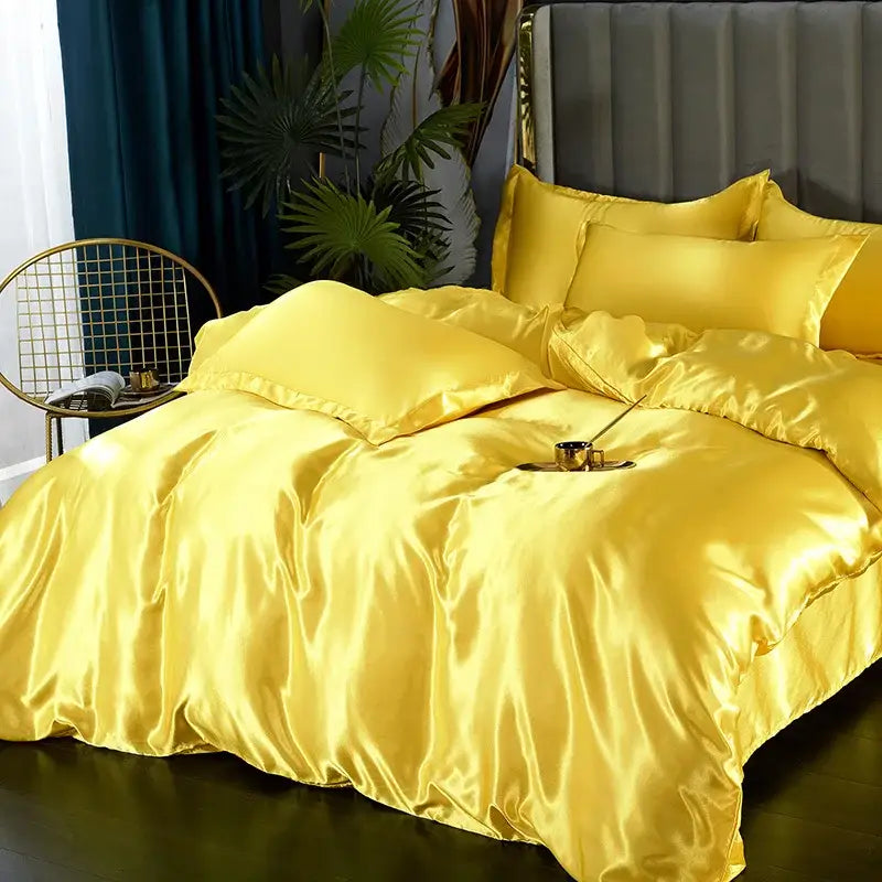 Decorbites™ luxurious silk golden satin pcs duvet cover bedding set with matching pillows for width bed sizes