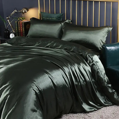 Decorbites luxury silk bedding set in dark green satin featuring a glossy duvet cover and smooth pcs duvet cover design
