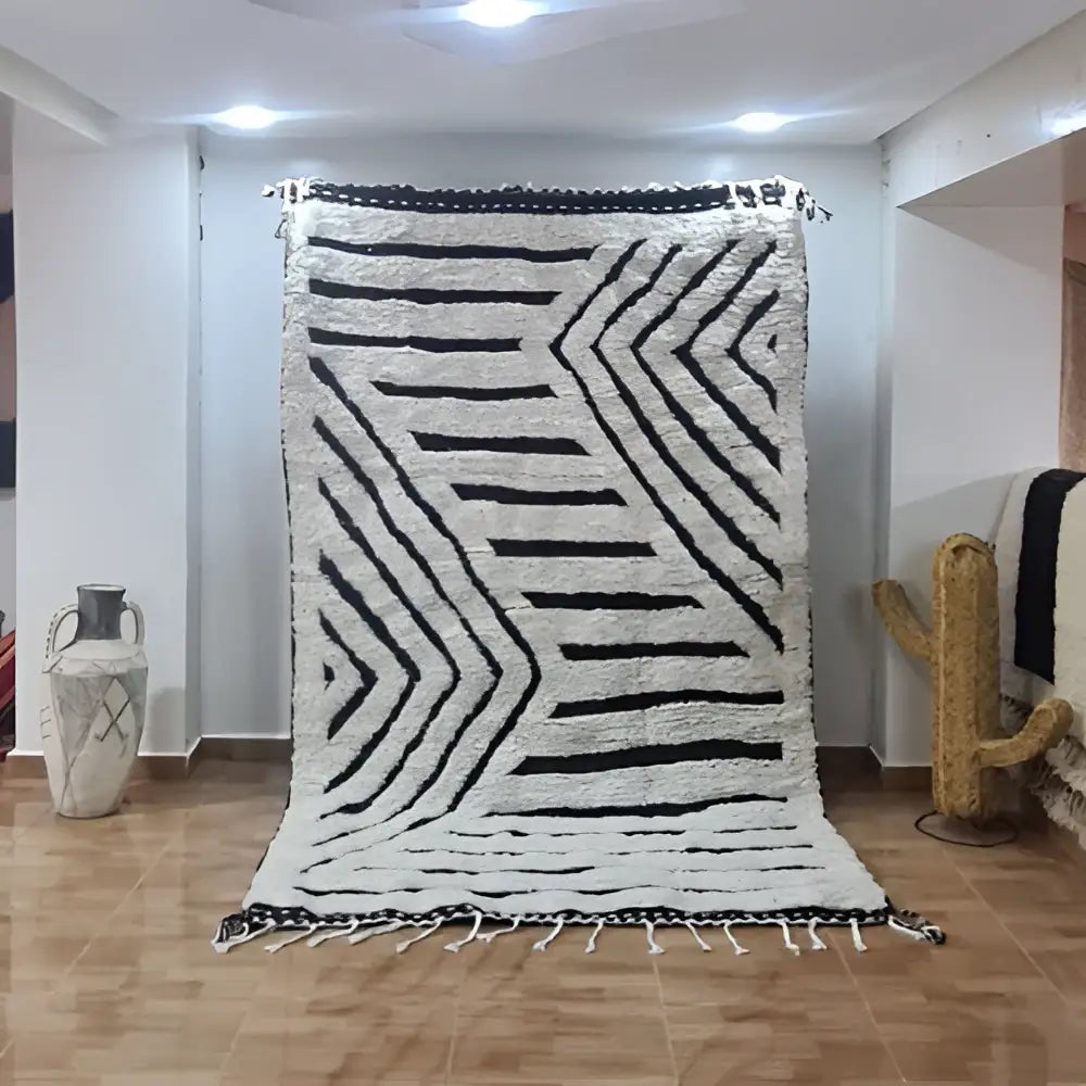 Decorbites™ moroccan handmade beni ouarain rug 2.5m x 1.5m with bold black and white geometric patterns by skilled artisans