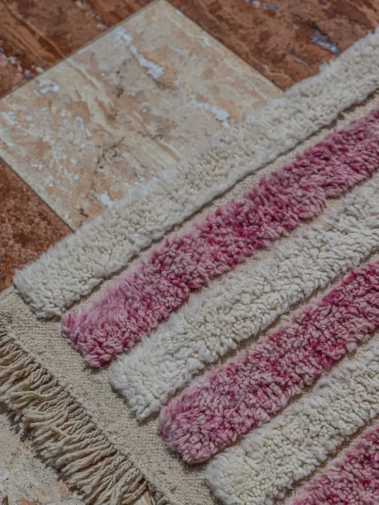 DecorBites™ moroccan handmade beni ouarain rug with soft pink and cream striped shaggy surface and fringed edge 2.5m x 1.5m