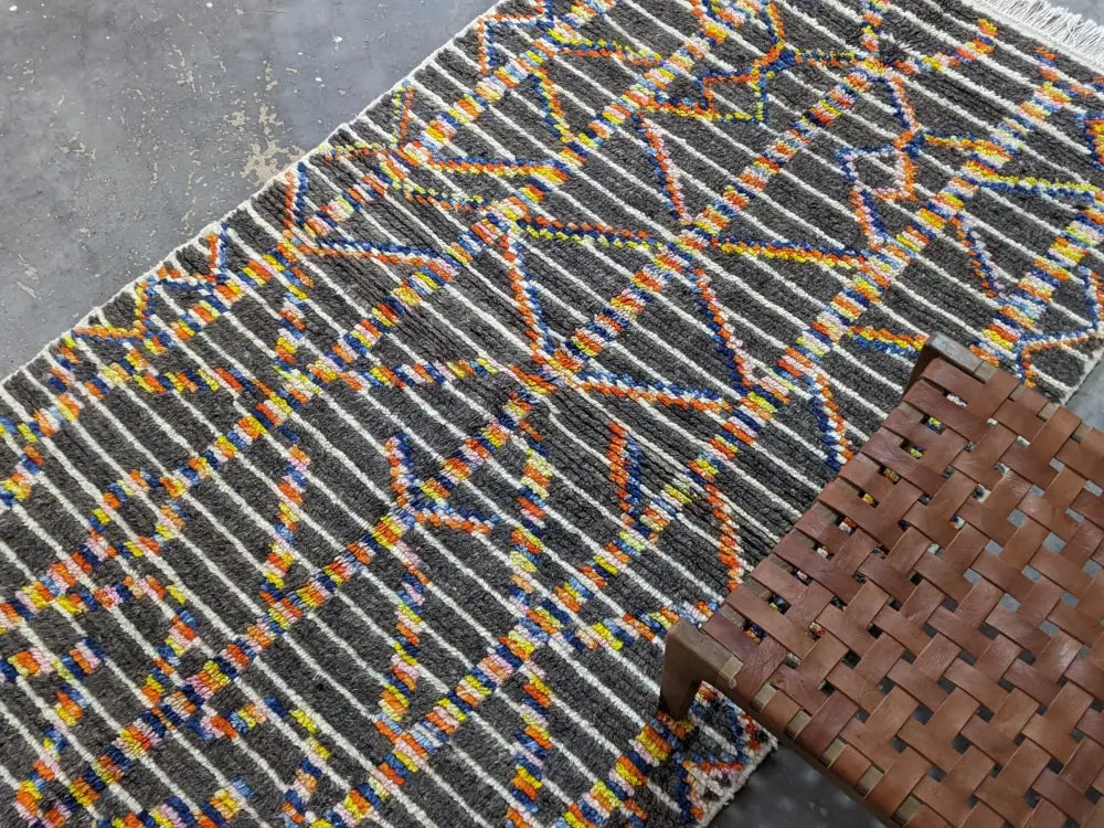 Decorbites™ moroccan handmade azilal rug with vibrant geometric patterns in dark gray pure natural wool 236 x 136 cm
