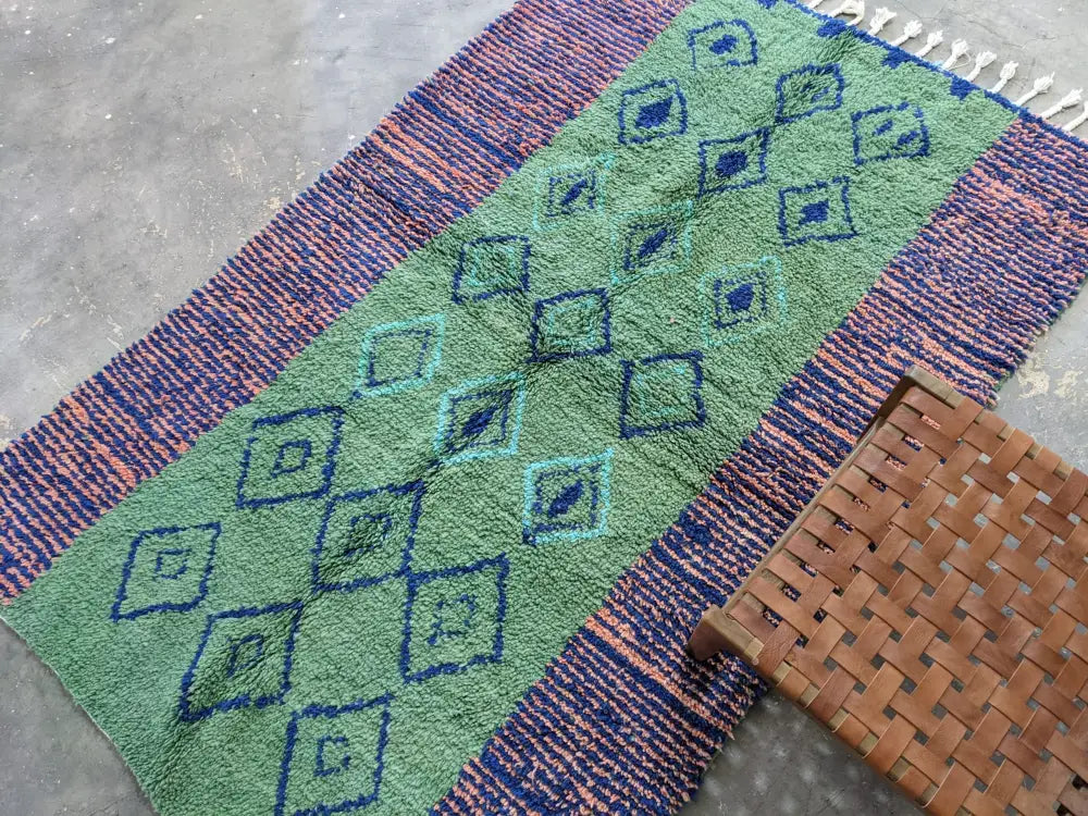 Decorbites™ moroccan handmade traditional azilal rug in green and blue geometric pattern made of pure natural wool with fringed edges