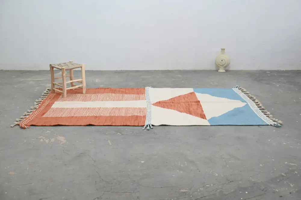 Decorbites™ moroccan handmade traditional azilal rug with terracotta white light blue geometric pattern and fringed edges