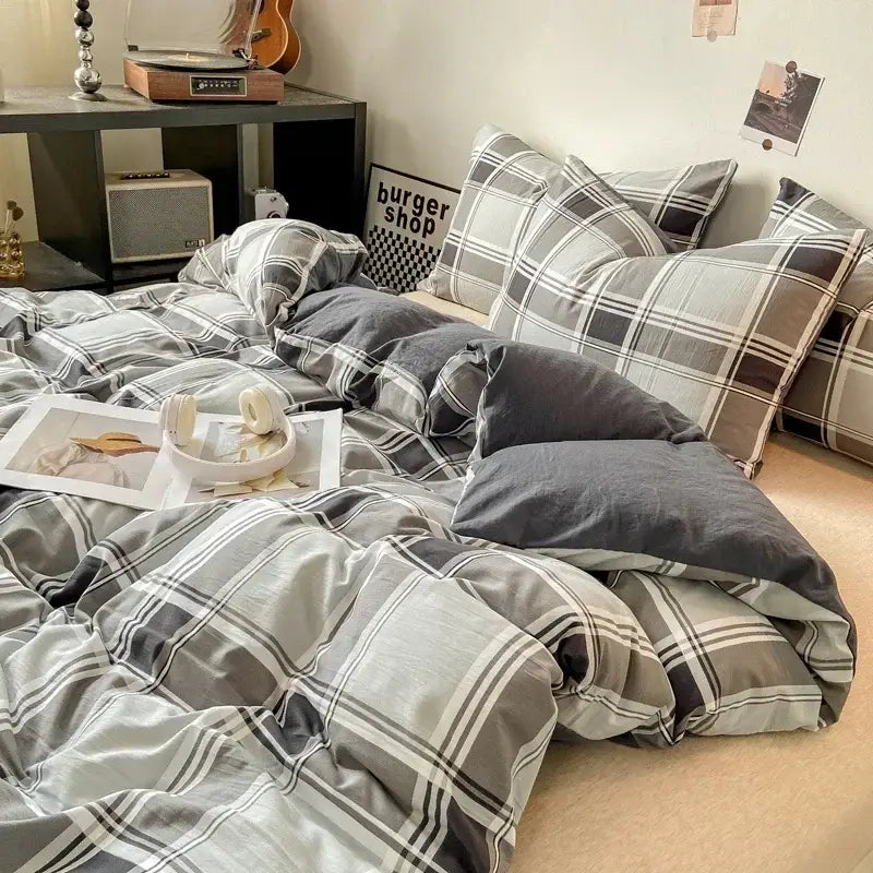 Decorbites soft japanese style plaid gray and white duvet cover set with matching pillows for stylish bedding