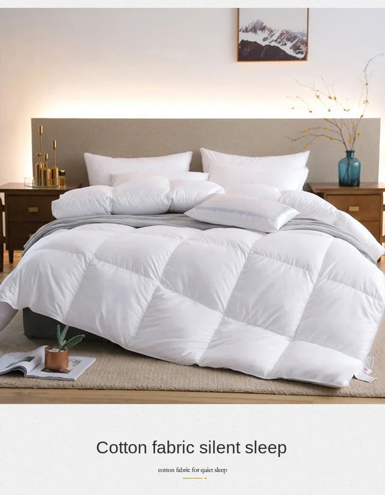 White quilted cotton down duvet with 95 white goose down filling soft plush texture for five-star hotel warmth