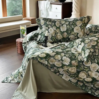 Elegant green and cream floral bedding set made of decorbites 1000tc egyptian cotton with a satin finish