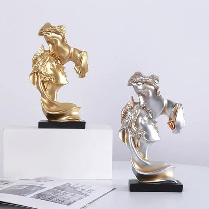 Elegant silver and gold 26cm resin kissing couple sculpture on black base for stylish home decor