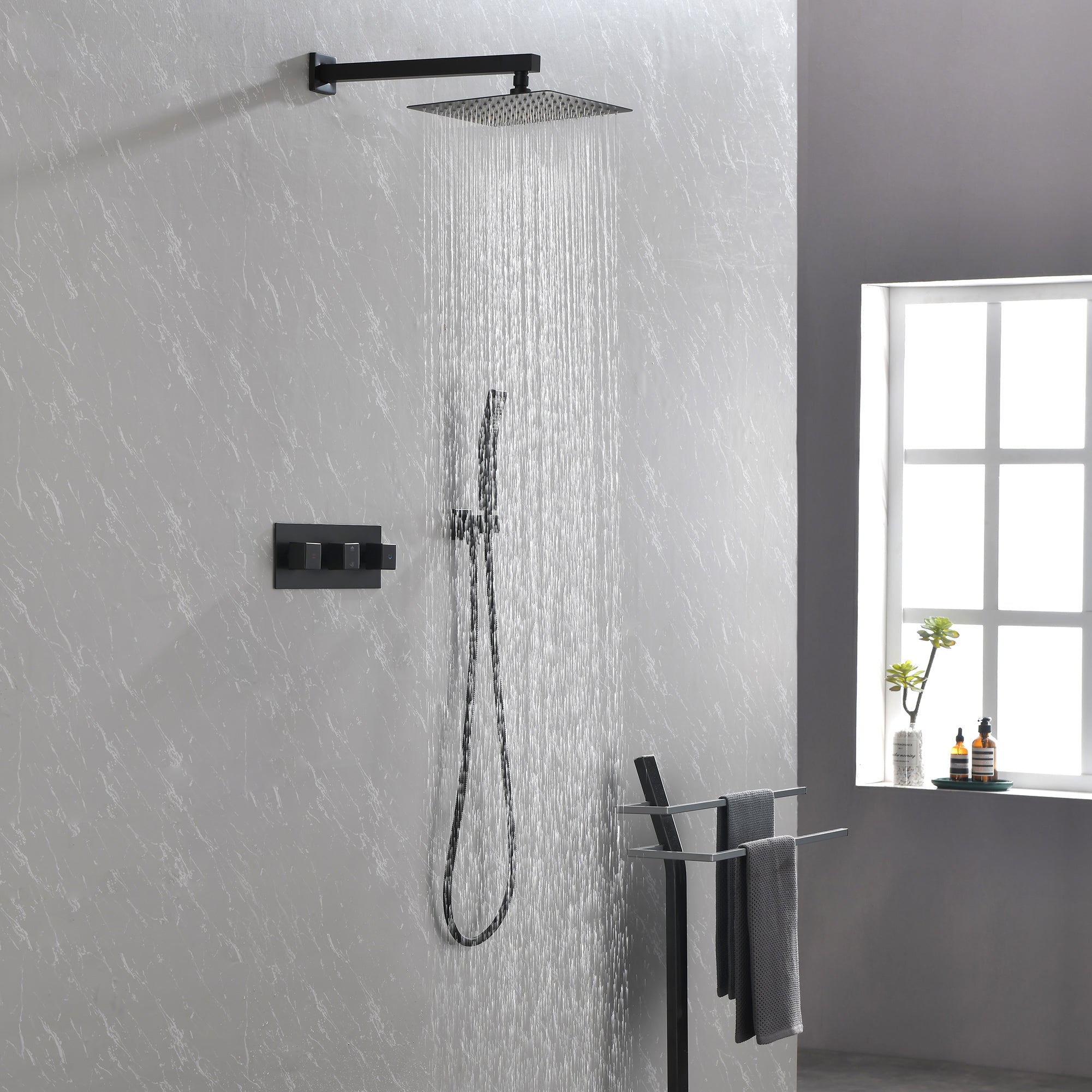 Messing Dusche Armatur in Mattschwarz mit Duschsystem, 10-Zoll-Duschkopf und Handbrause Badezimmer-Kombination