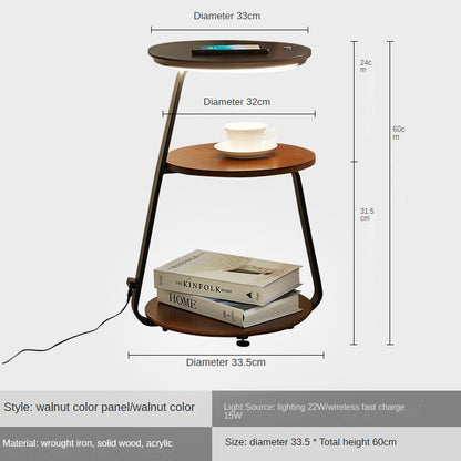 Nordisches minimalistisches Stehlampe mit drahtlosem Ladegerät