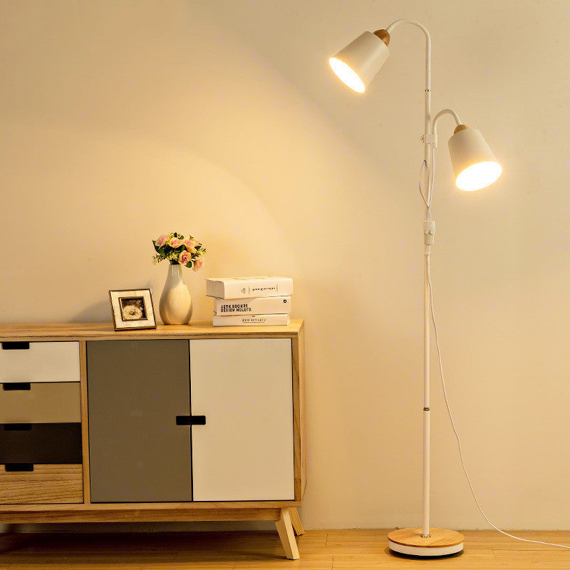 Doppelköpfige Stehlampe für Wohnzimmer Schlafzimmer Nachttisch
