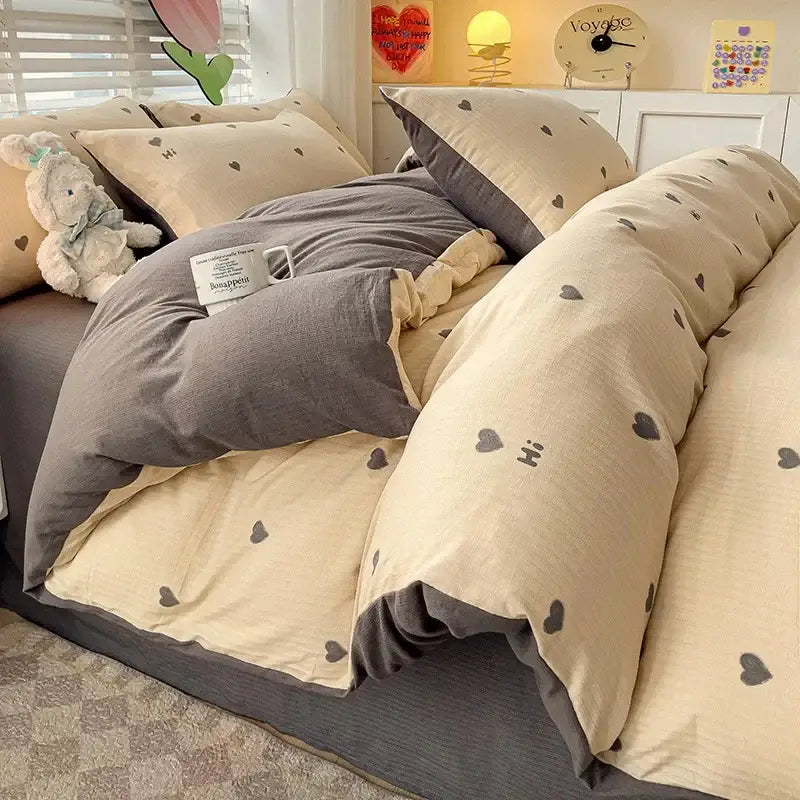 Floral cream and peach double layer cotton quilt cover set with beige and gray heart-patterned soft textured fabric
