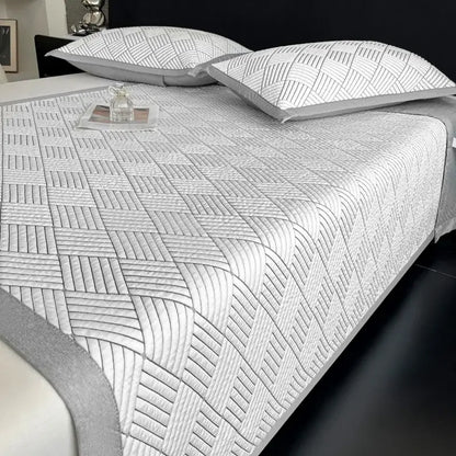 Gray cooling ice bean mesh quilted mattress pad with geometric pattern and subtle sheen for decorbites cooling ice use