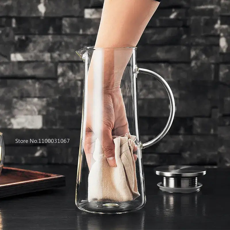 Clear glass pitcher with sleek curved handle and spout heat resistant glass pitcher water carafe with stainless lid kitchen