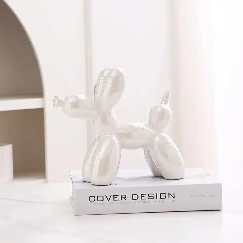 Shiny white ceramic balloon dog ceramic sculpture with iridescent glossy finish for living room decor