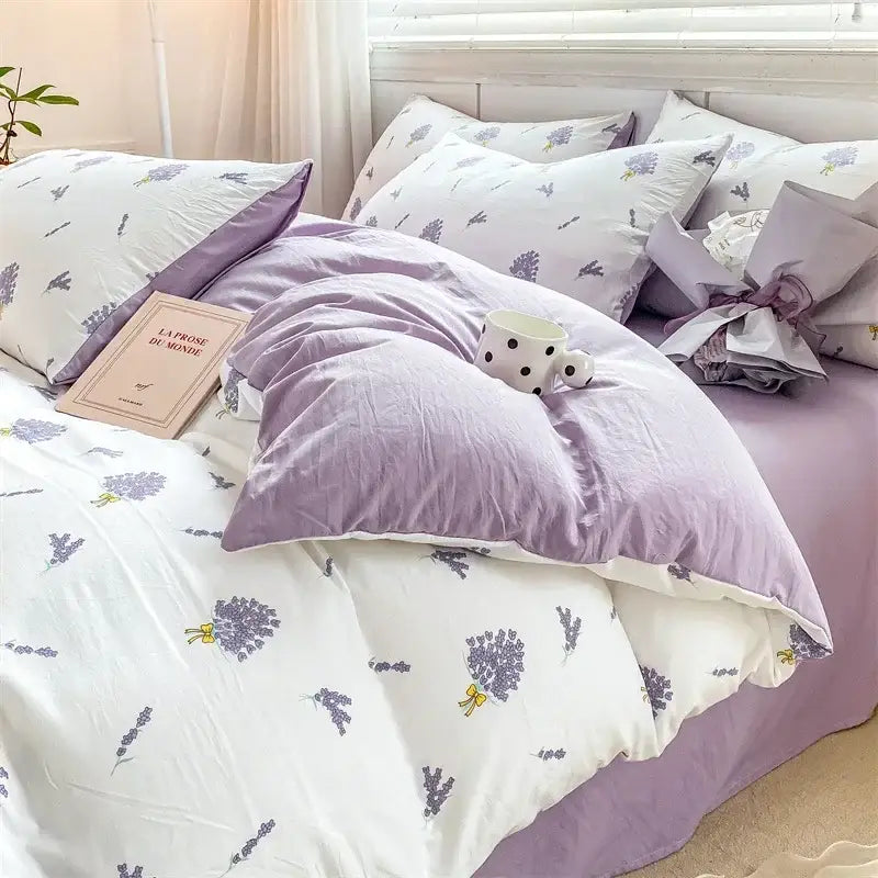 Lavender and white floral cotton bedding set with soft plush fabric featuring decorbites cozy pattern printed design