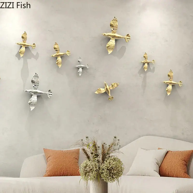 Metallic gold and silver pigeon wall art sculptures as living room dove statue ornaments in metal finish