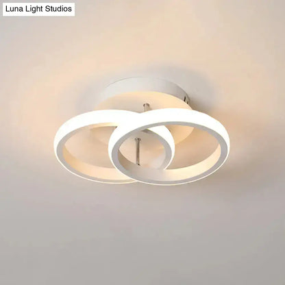 Modern white led ceiling lamp with two interlocking rings and exceptional lighting efficiency for round square moon decor
