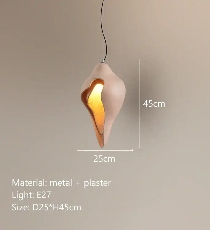 Beige and gold shell-shaped pendant light made of metal and plaster with e27 bulb for decorbites conch chandelier