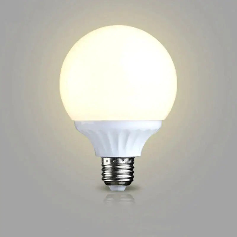 Modern frosted white e27 9w led bulb with frosted glass globe and metallic base for high brightness round lighting