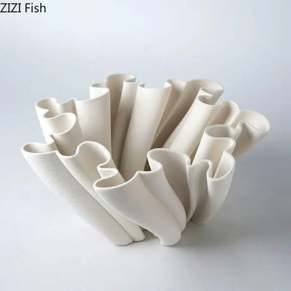 Cream-colored ceramic vase with flowing ruffled tube-like segments decorbites bud shape ceramic for living room decor