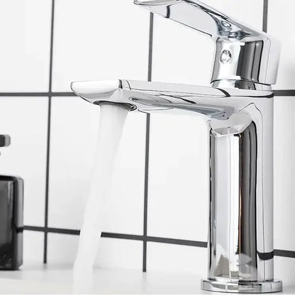 Modern chrome finished basin faucet with ceramic valve core and single handle in short tap styles for bathroom use