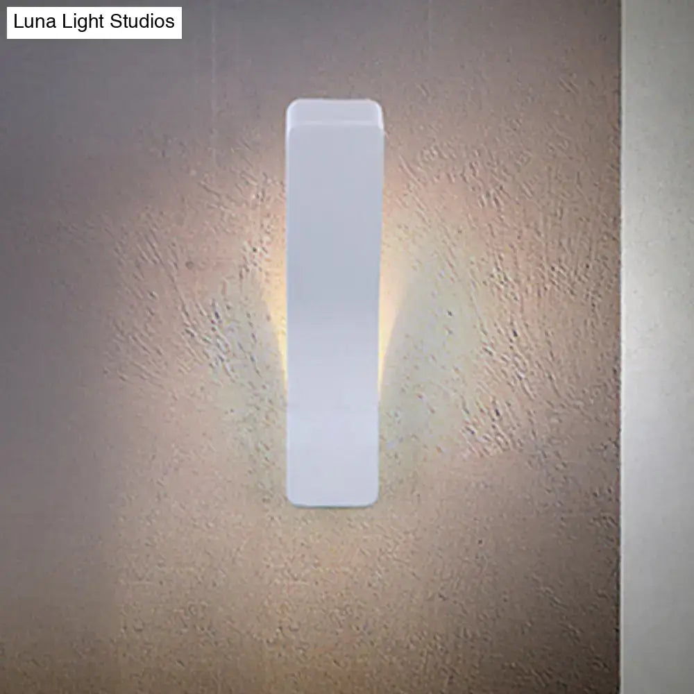 Modern white minimalist led wall light with sleek rectangular design suitable for 110v-120v and 220v-240v use