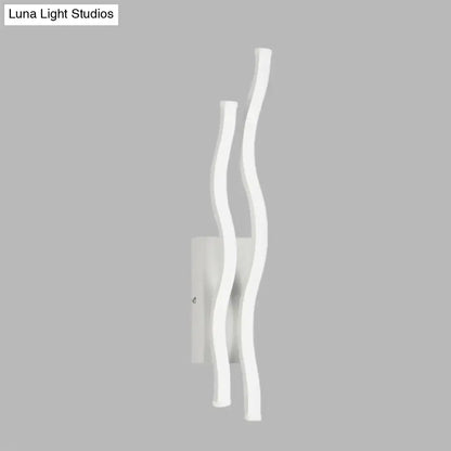 Modern white waving acrylic wall lamp fixture with two curved arms for living room 220v-240v 110v-120v wall lamp