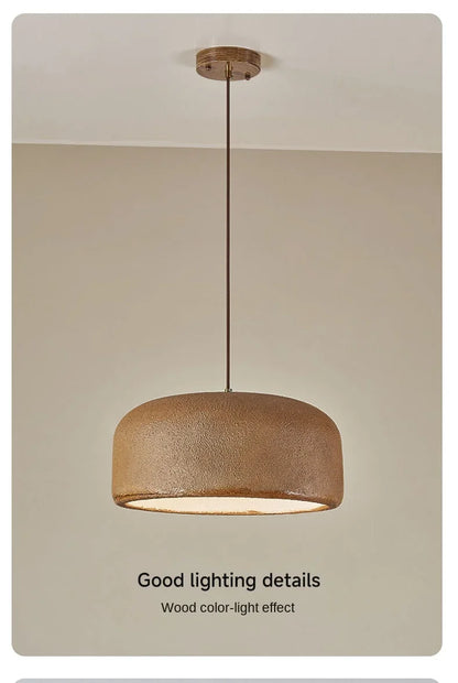 Warm-toned nordic led pendant lamp with textured wood-like finish and sleek metal chain for bar and restaurant lighting