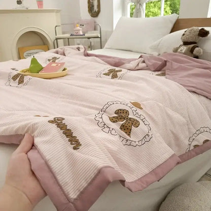 Pastel pink and white cartoon bear printed summer quilt with embroidered bows and ruffled edge for bedroom decorbites cartoon bear