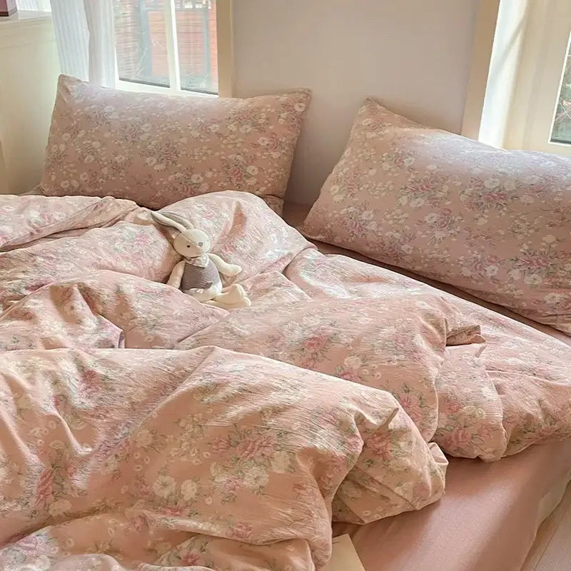 Pink floral double layer yarn bedspread set with soft textured fabric for bedroom bedding