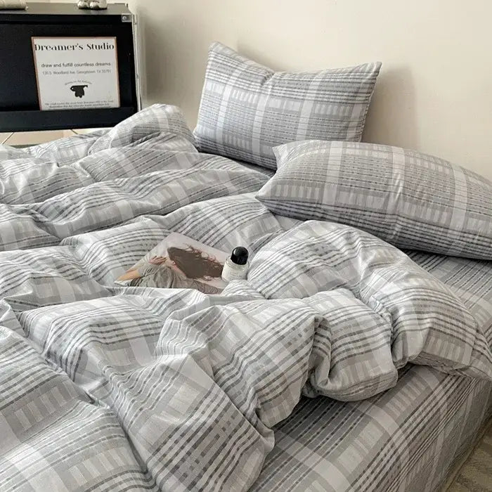 Plaid cream and charcoal cotton grid bedding set with soft textured fabric finish from decorbites cotton grid collection