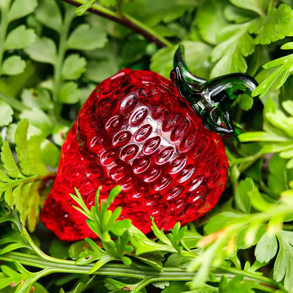 Red glass strawberry figurine with glossy translucent finish and detailed green stem crystal fruit for kitchen decor