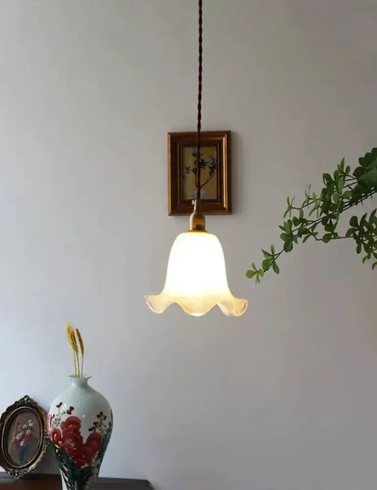 Retro cream glass led pendant lamp with fluted bell shape and brass finish for kitchen lighting pendant lamp