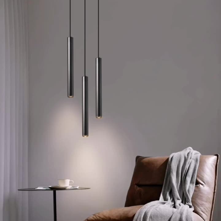 Einfache moderne Nachttischleuchte für das Schlafzimmer