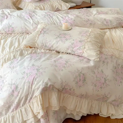 Cream-colored bedding set with delicate ruffled edges and lace trim in decorbites french floral style for bedroom decor