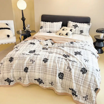 White and black rose-patterned flannel blanket with a soft textured surface for decorbites cartoon printed faux rabbit plush bedding