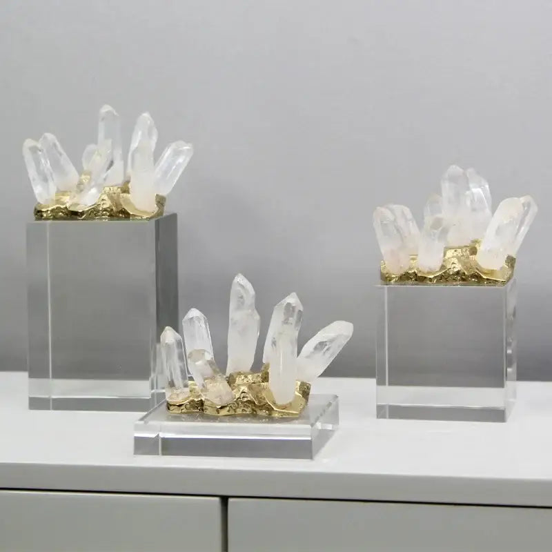 White quartz crystal stone marble ornament set with clear quartz clusters on gold bases for living room decor