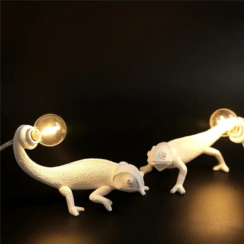 White resin chameleon night light with textured surface and exposed filament bulb for bedroom reading lamp decorbites chameleon light