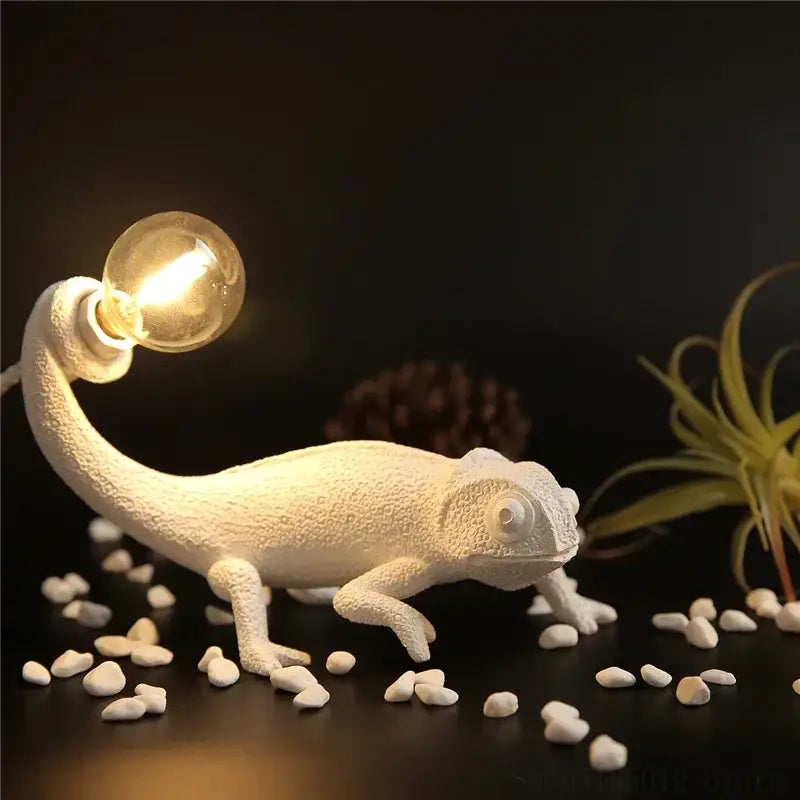 White resin decorbites chameleon night light with textured finish and glowing bulb for bedroom reading lamp decorbites chameleon