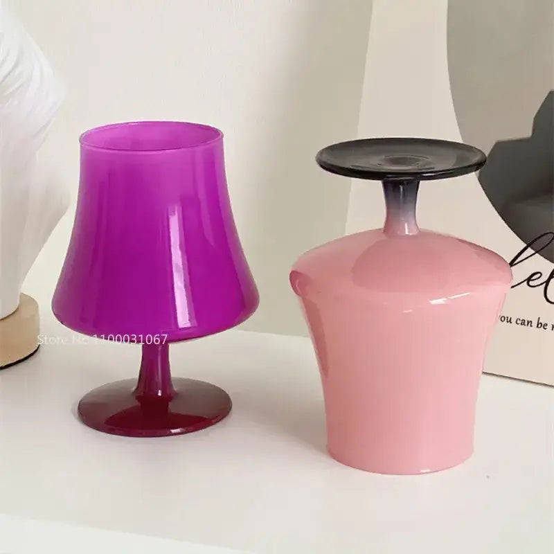 Vibrant purple and pink glass gem champagne coupe with modern tapered design in decorbites gem champagne set